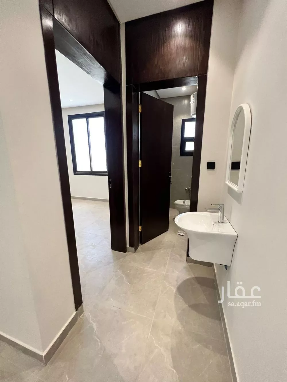 عمارة للإيجار في شارع السنبل, حي الجنادرية, مدينة الرياض, منطقة الرياض 1 صورة