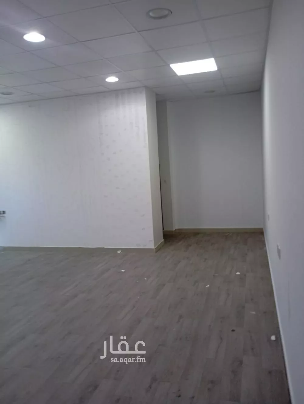 مكتب تجاري للإيجار في شارع علي البجادي, حي الرمال, مدينة الرياض, منطقة الرياض 1 صورة