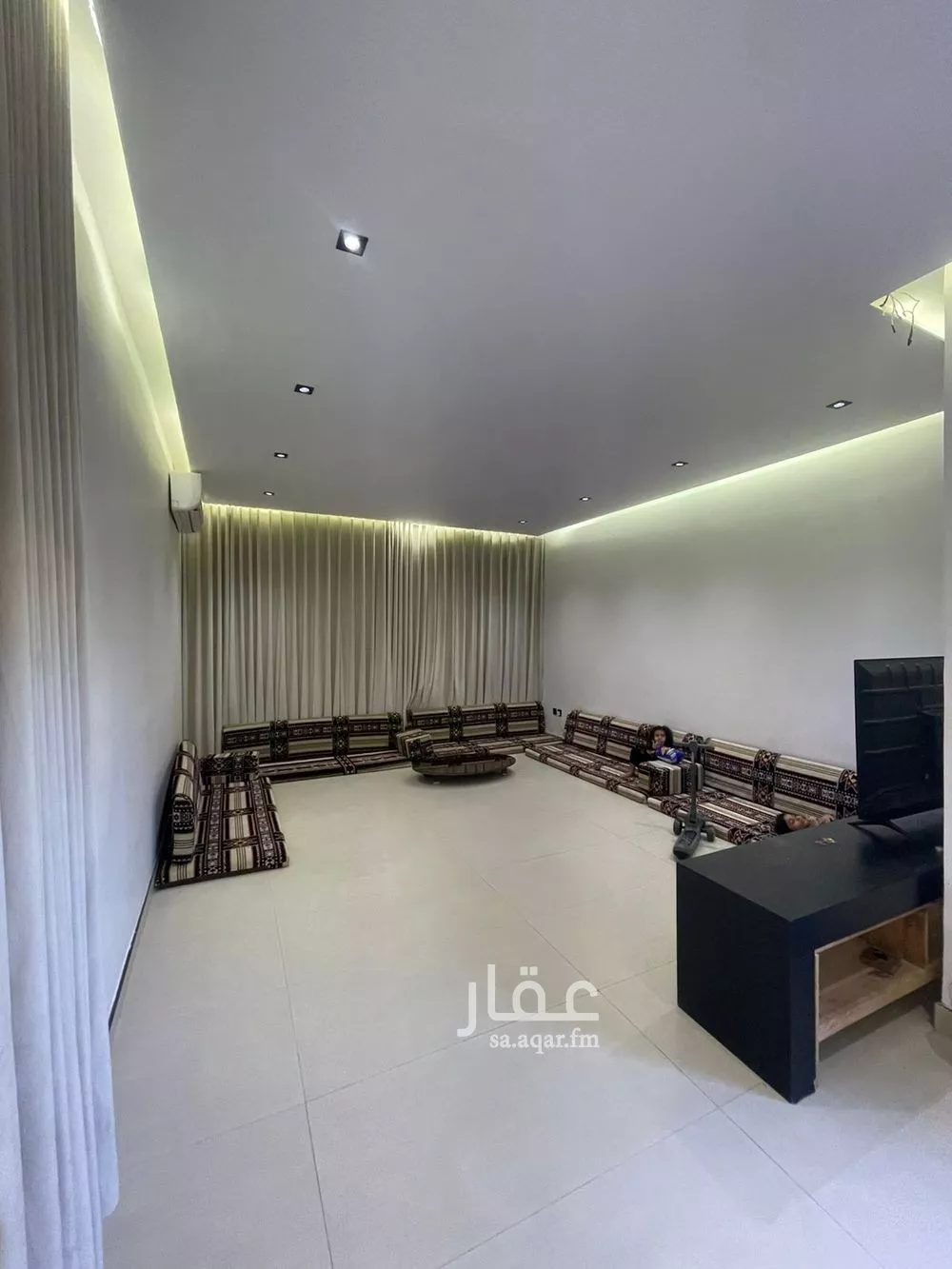 فيلا للبيع في شارع محمد صالح بن حريب, حي الرمال, مدينة الرياض, منطقة الرياض 1 صورة