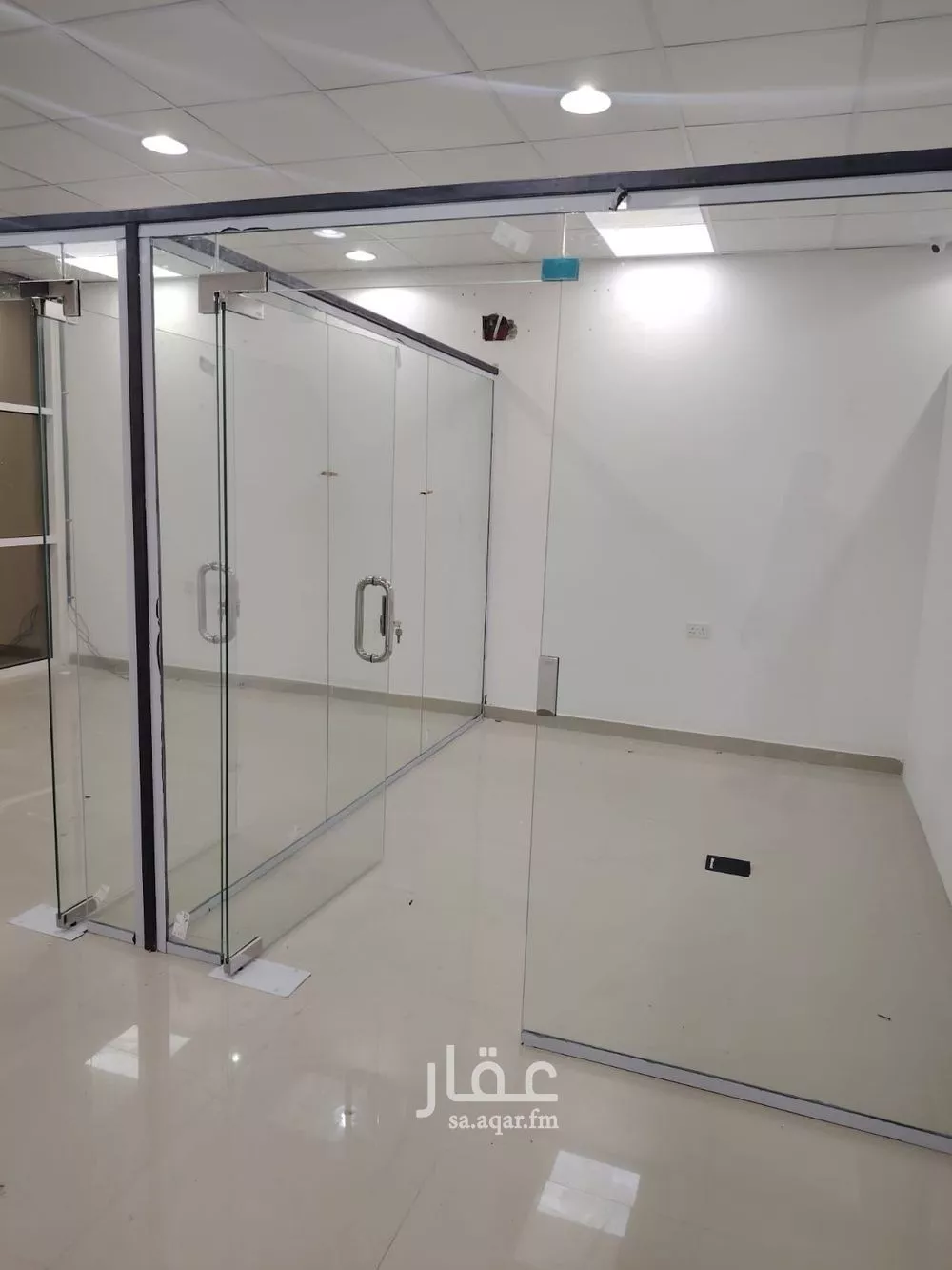 مكتب تجاري للإيجار في شارع علي البجادي, حي الرمال, مدينة الرياض, منطقة الرياض 1 صورة