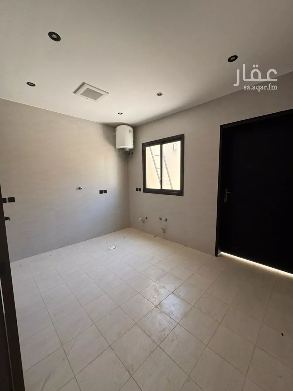 فيلا للبيع في شارع حميدة الإبراهيمي, حي العوالي, مدينة الرياض, منطقة الرياض 1 صورة