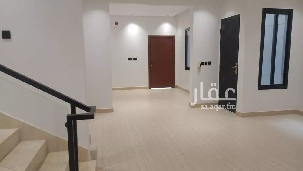 فيلا للبيع في شارع أحمد بن أبي عزرة, حي المرجان, مدينة الرياض, منطقة الرياض 1 صورة