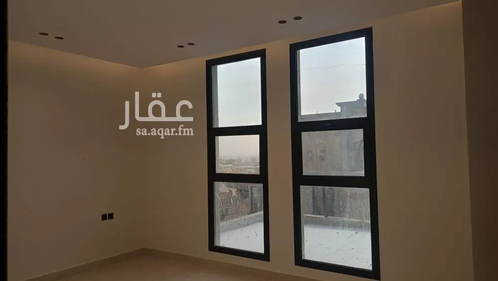 دور للبيع في شارع عثمان الرويني, حي البيان, مدينة الرياض, منطقة الرياض 1 صورة