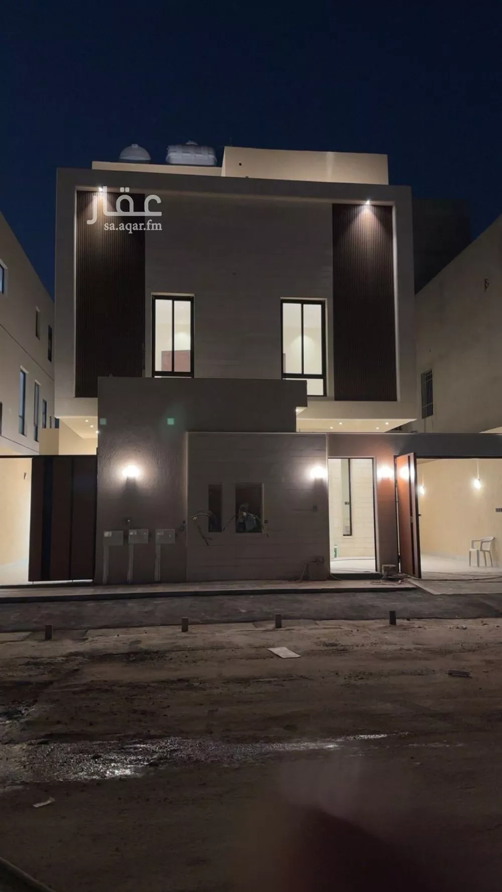دور للبيع في شارع المحدار, حي المعيزيلة, مدينة الرياض, منطقة الرياض 1 صورة