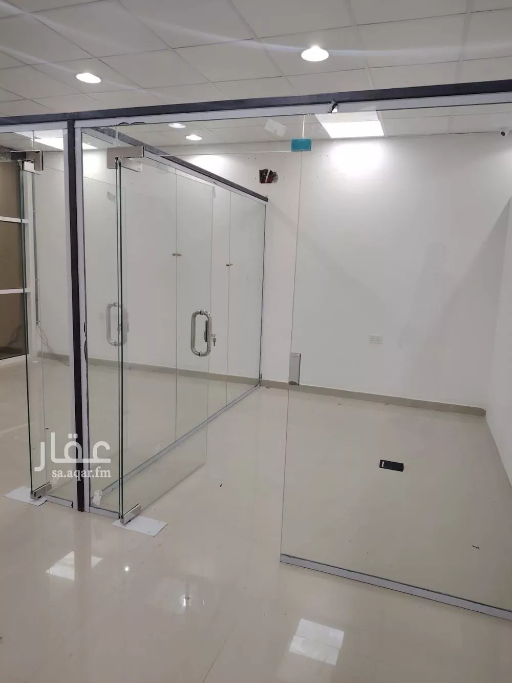 مكتب تجاري للإيجار في شارع علي البجادي, حي الرمال, مدينة الرياض, منطقة الرياض 1 صورة