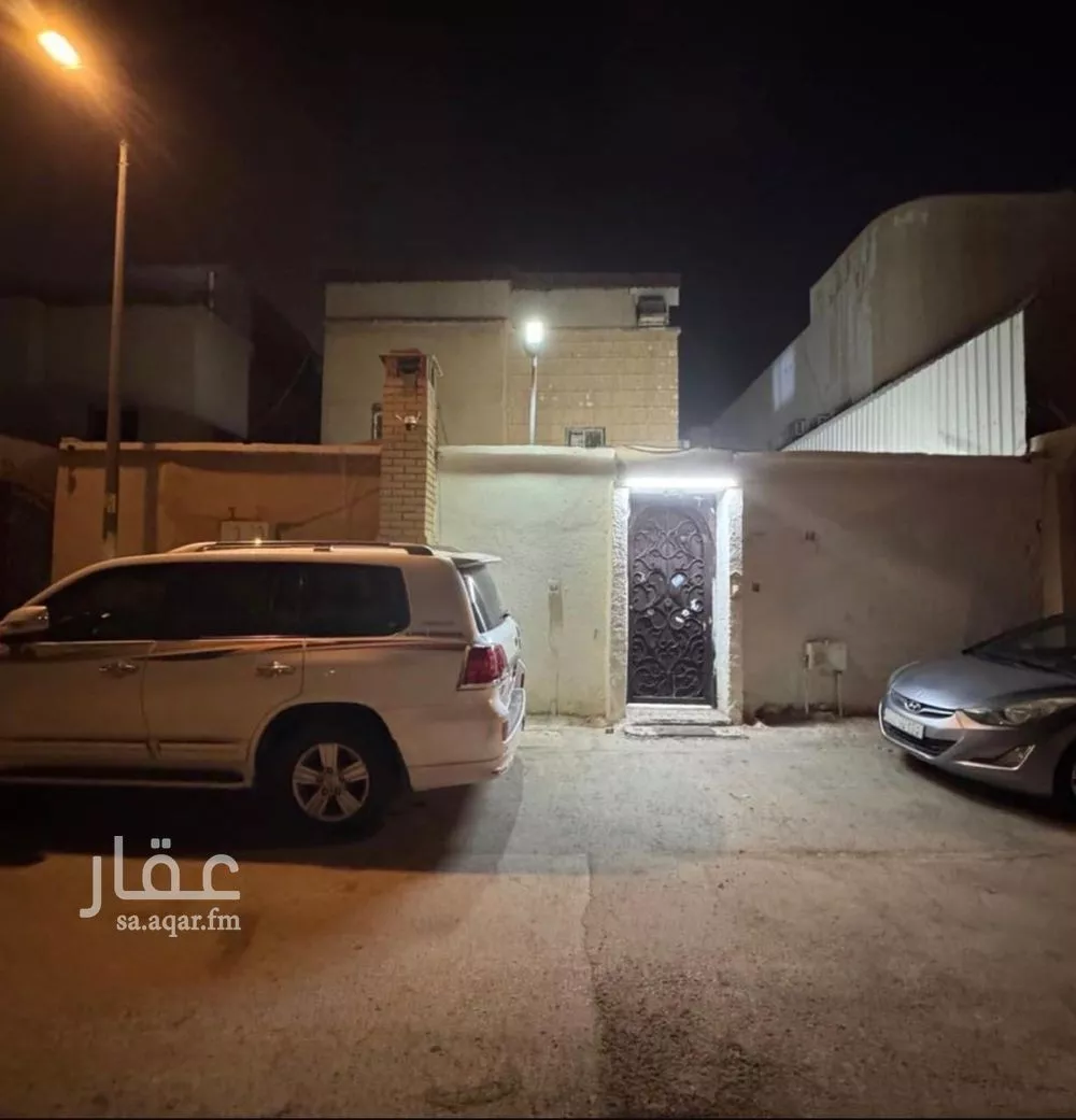 فيلا للبيع في شارع عبدالغني الحجار, حي النسيم الغربي, مدينة الرياض, منطقة الرياض 1 صورة