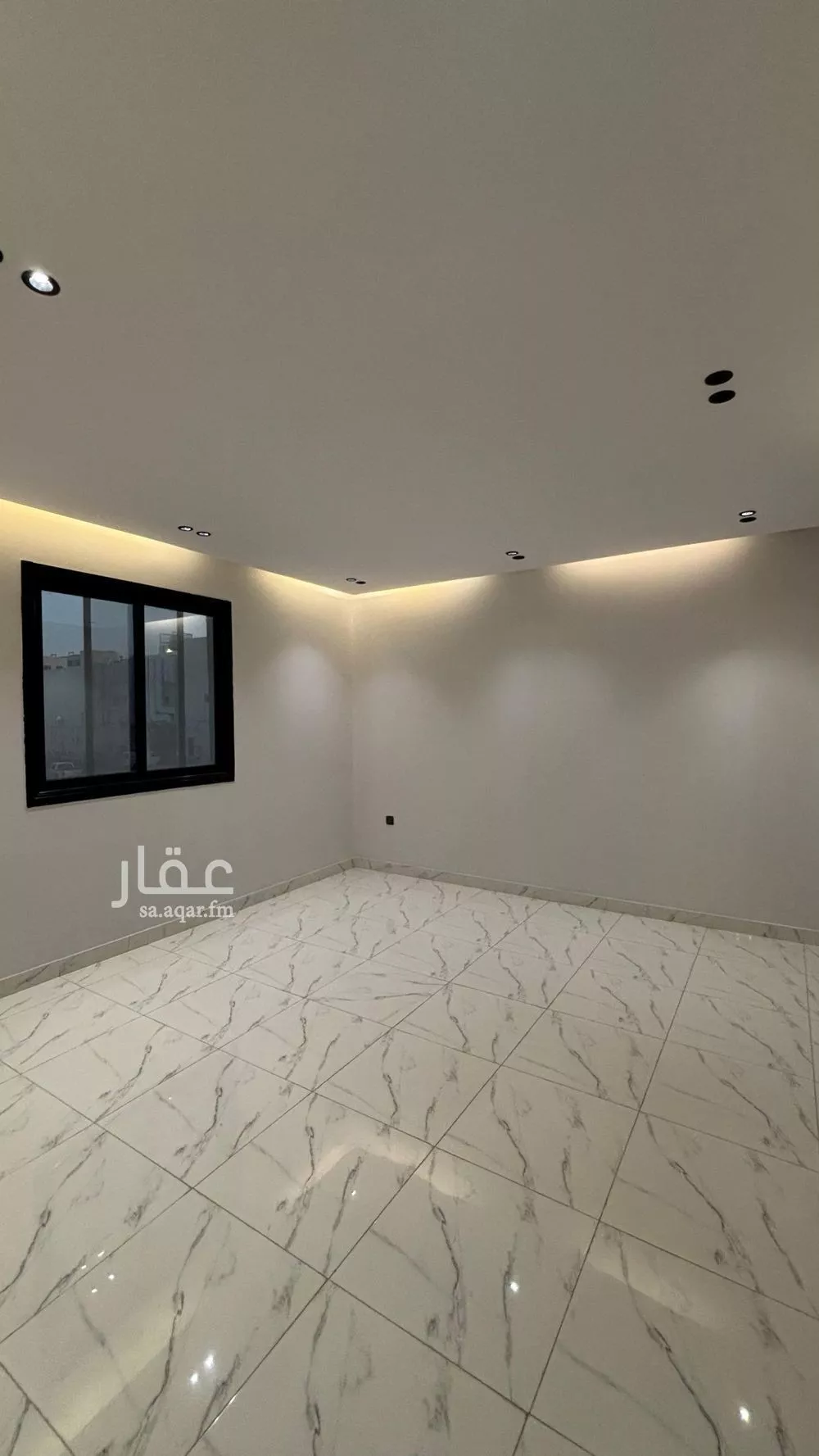 فيلا للبيع في شارع قيس ابن خالد الرازي, حي السد, مدينة المدينه المنوره, منطقة المدينة المنورة 1 صورة