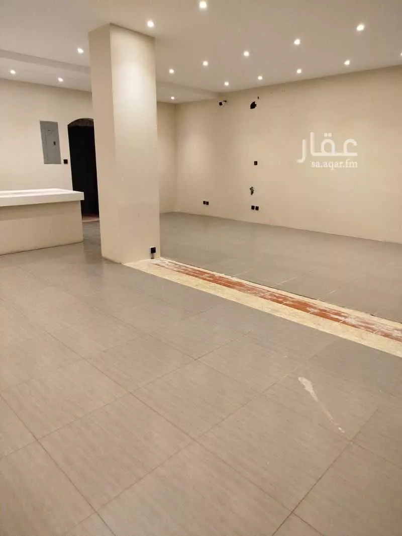 محل للإيجار في شارع الامير متعب ابن عبدالعزيز, حي الجامعيين, مدينة الدمام, المنطقة الشرقية 1 صورة