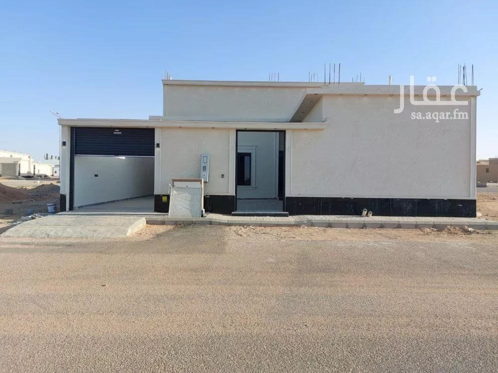 فيلا للبيع في شارع الهدا 14, حي الهدا, مدينة المزاحميه, منطقة الرياض 1 صورة