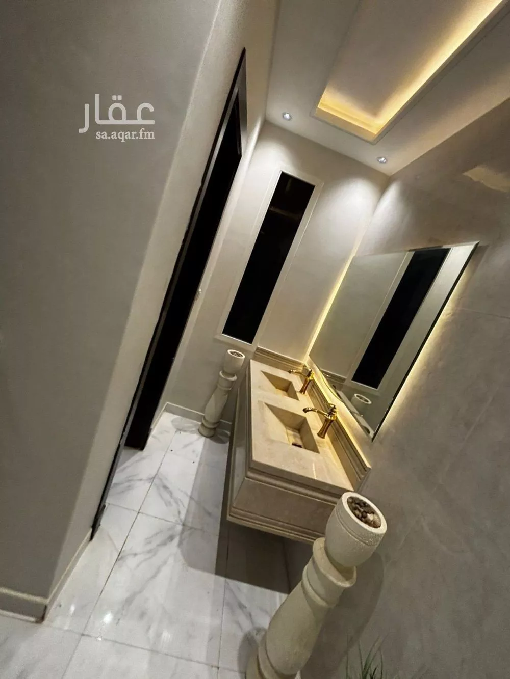 فيلا للإيجار في شارع عبدالخالق بن أبي طاهر, حي عكاظ, مدينة الرياض, منطقة الرياض 1 صورة