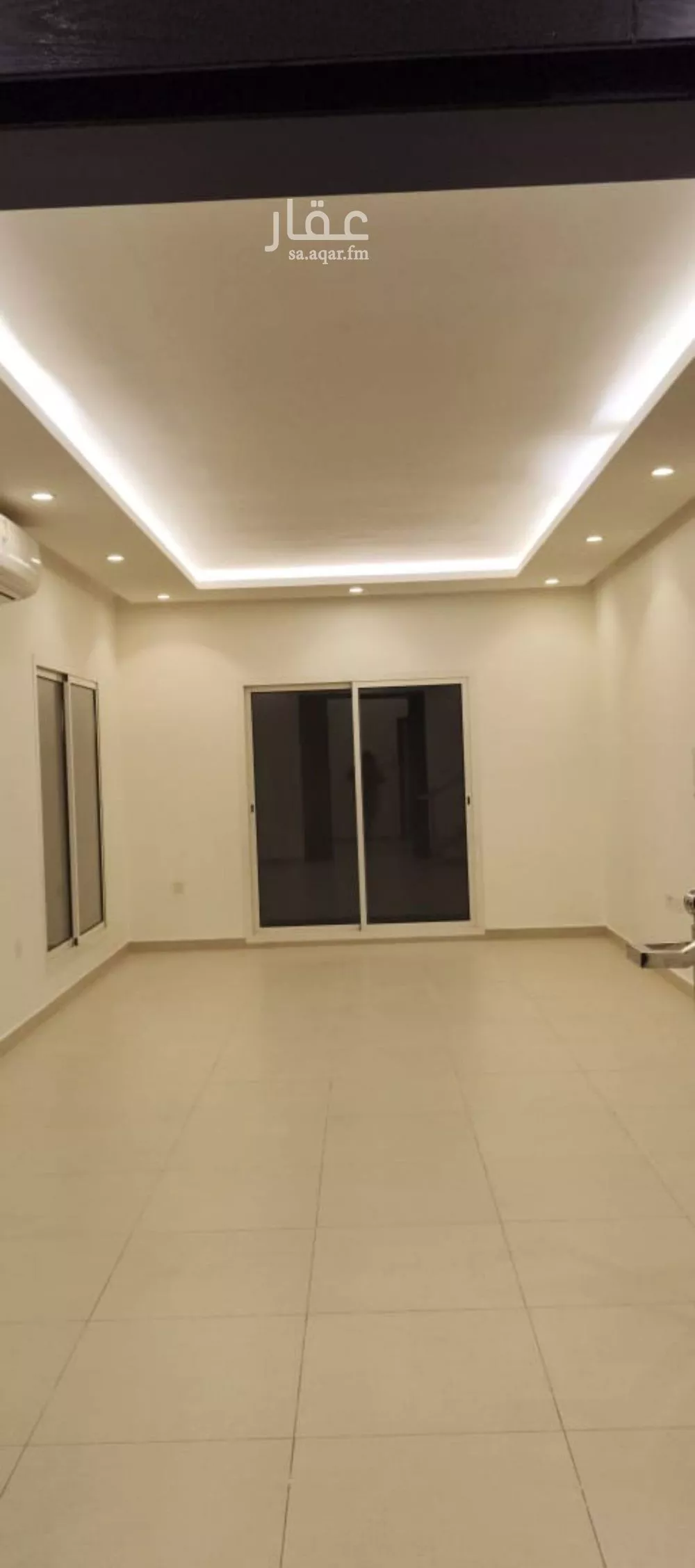 فيلا للإيجار في شارع زهير بن العلاء العبسي, حي العارض, مدينة الرياض, منطقة الرياض 1 صورة