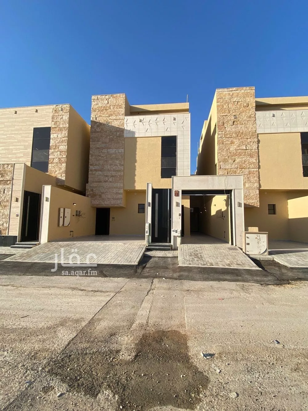 دور للبيع في شارع عبدالعزيز بن عبدالملك, حي طويق, مدينة الرياض, منطقة الرياض 1 صورة