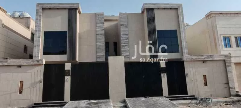 فيلا للبيع في شارع علي الاحمر, حي ضاحية الملك فهد, مدينة الدمام, المنطقة الشرقية 1 صورة