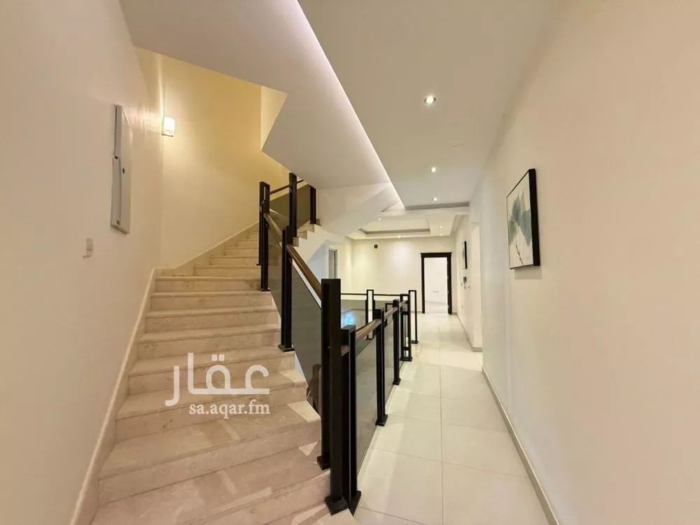 فيلا للبيع في شارع رقم 241, حي الياسمين, مدينة الرياض, منطقة الرياض 1 صورة