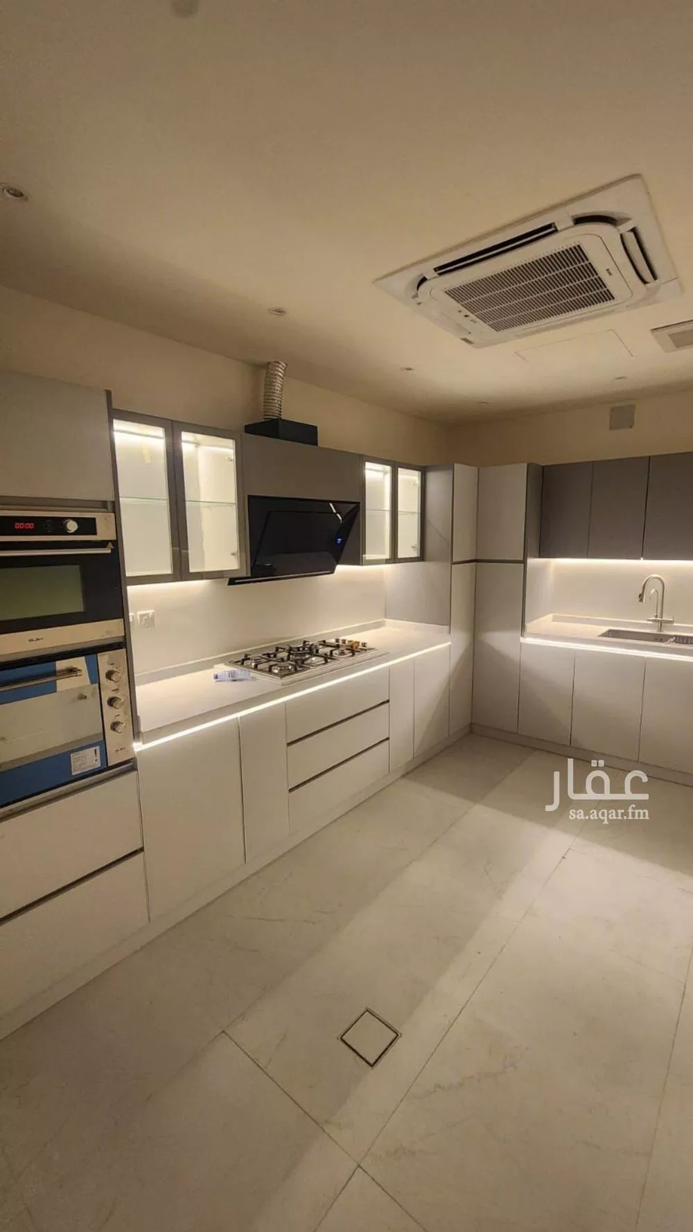 فيلا للإيجار في شارع عبدالله بوقري, حي العارض, مدينة الرياض, منطقة الرياض 1 صورة