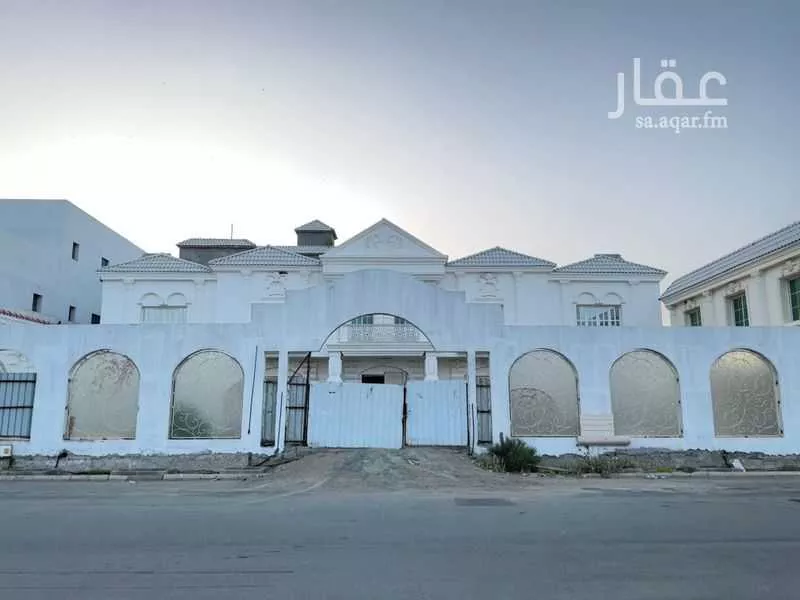 فيلا للبيع في شارع عز الدين ابن فهد, حي المرجان, مدينة جدة, منطقة مكة المكرمة 1 صورة