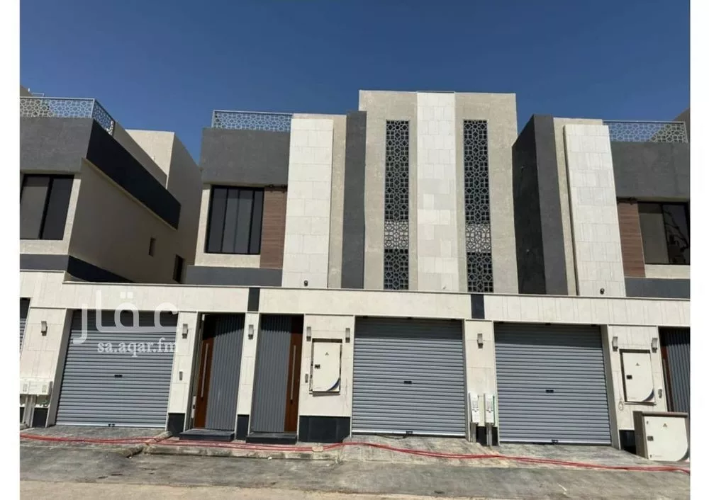 دور للبيع في شارع قتاده البصري, حي ديراب, مدينة الرياض, منطقة الرياض 1 صورة