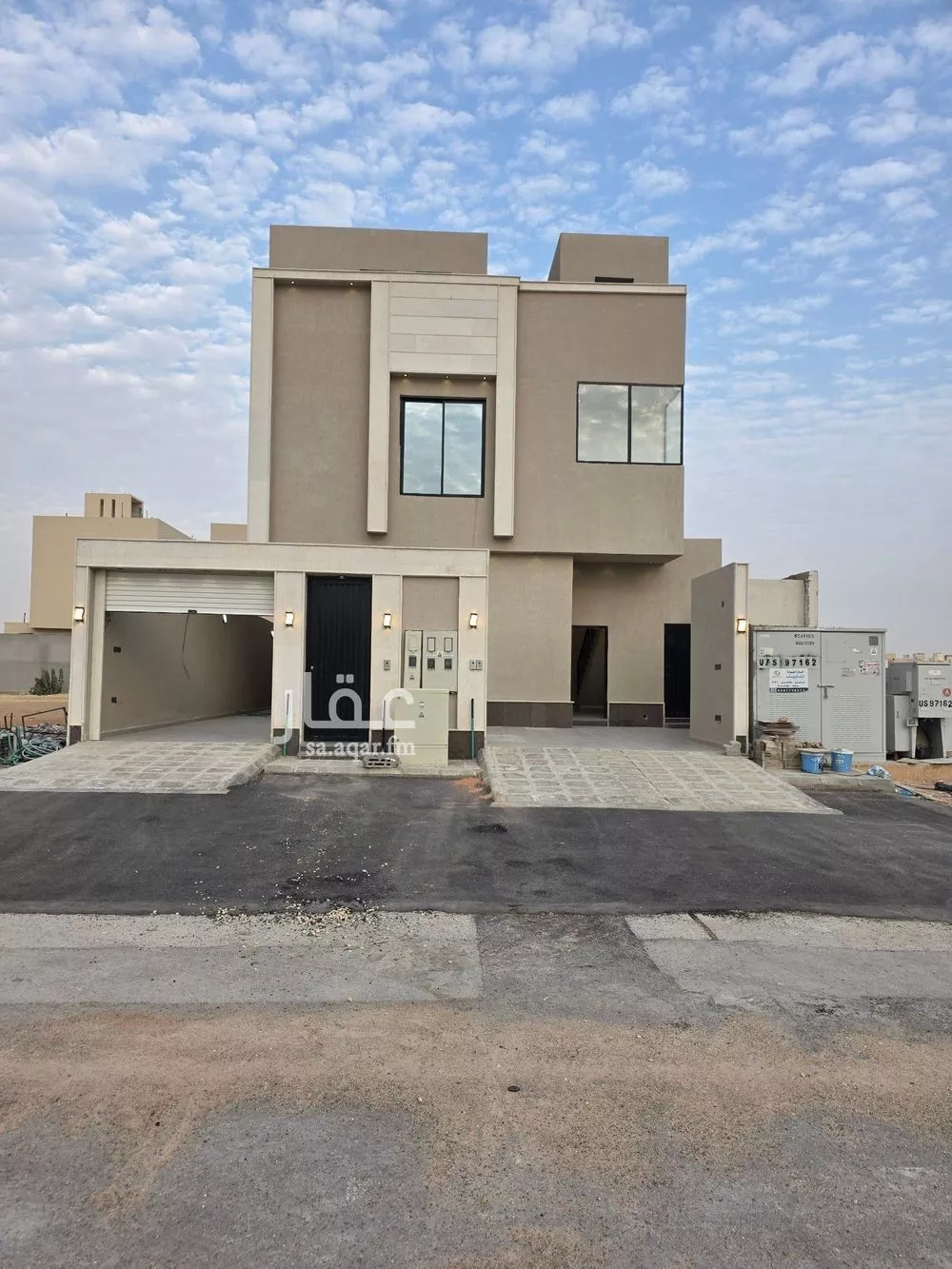 دور للبيع في شارع حمد الخطيب, حي البيان, مدينة الرياض, منطقة الرياض 1 صورة