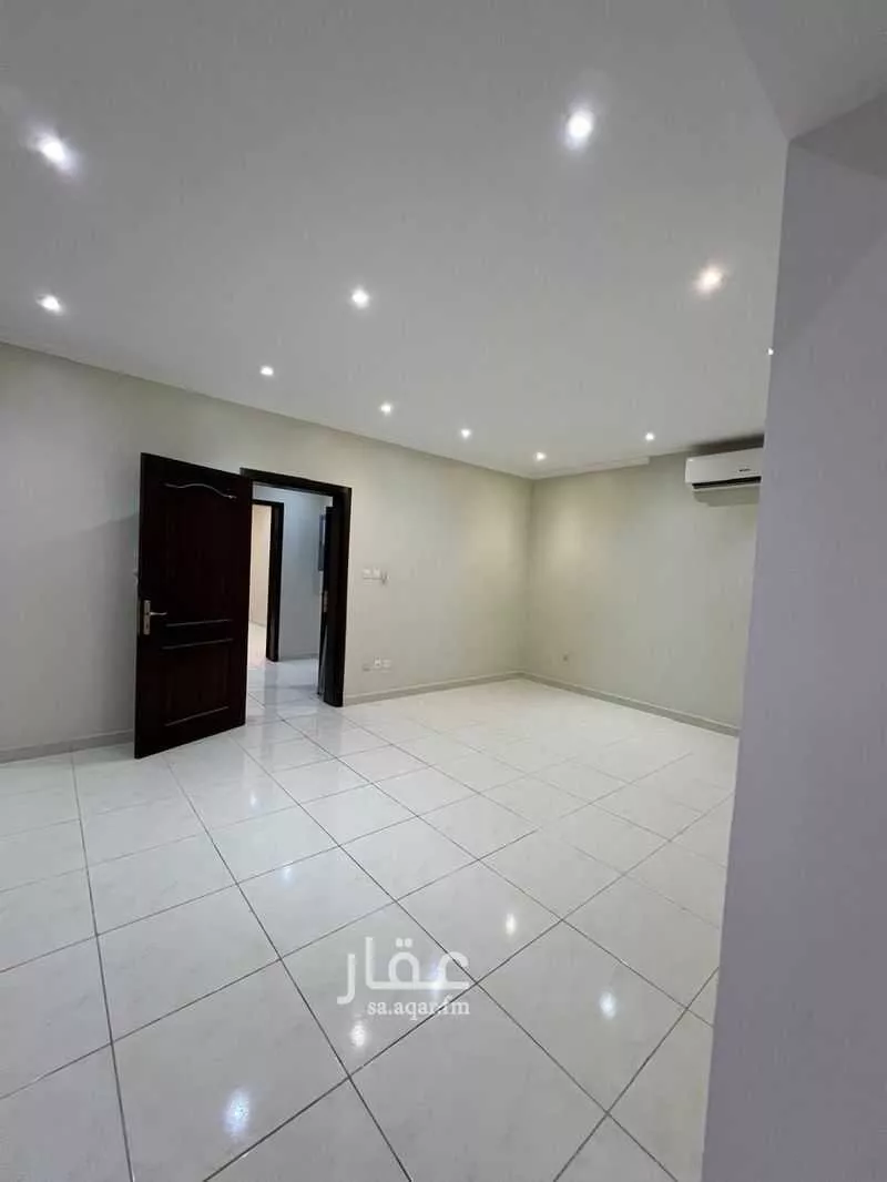 عمارة للإيجار في شارع الملك فهد ابن عبدالعزيز سعود, حي البندرية, مدينة الخبر, المنطقة الشرقية 1 صورة