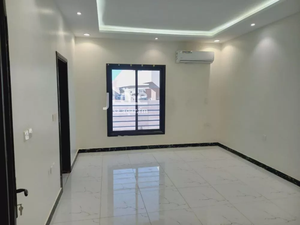 شقة للإيجار في شارع الامير مقرن بن عبدالعزيز, حي المرسلات, مدينة الرياض, منطقة الرياض 1 صورة