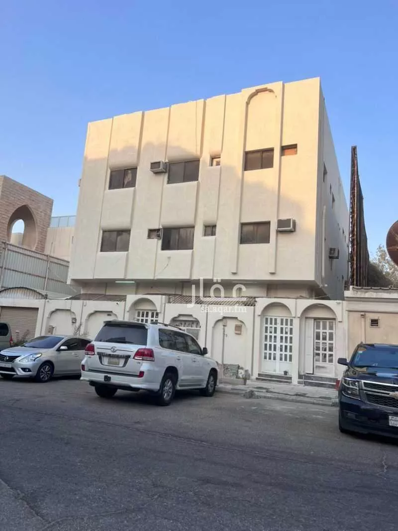 عمارة للبيع في شارع الثالث والعشرون, حي الخبر الجنوبية, مدينة الخبر, المنطقة الشرقية 1 صورة