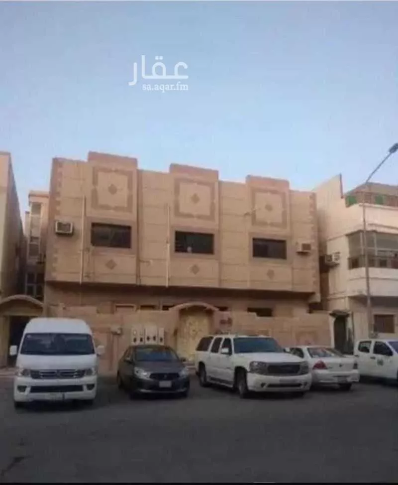 عمارة للإيجار في شارع الطائف, حي الثقبة, مدينة الخبر, المنطقة الشرقية 1 صورة