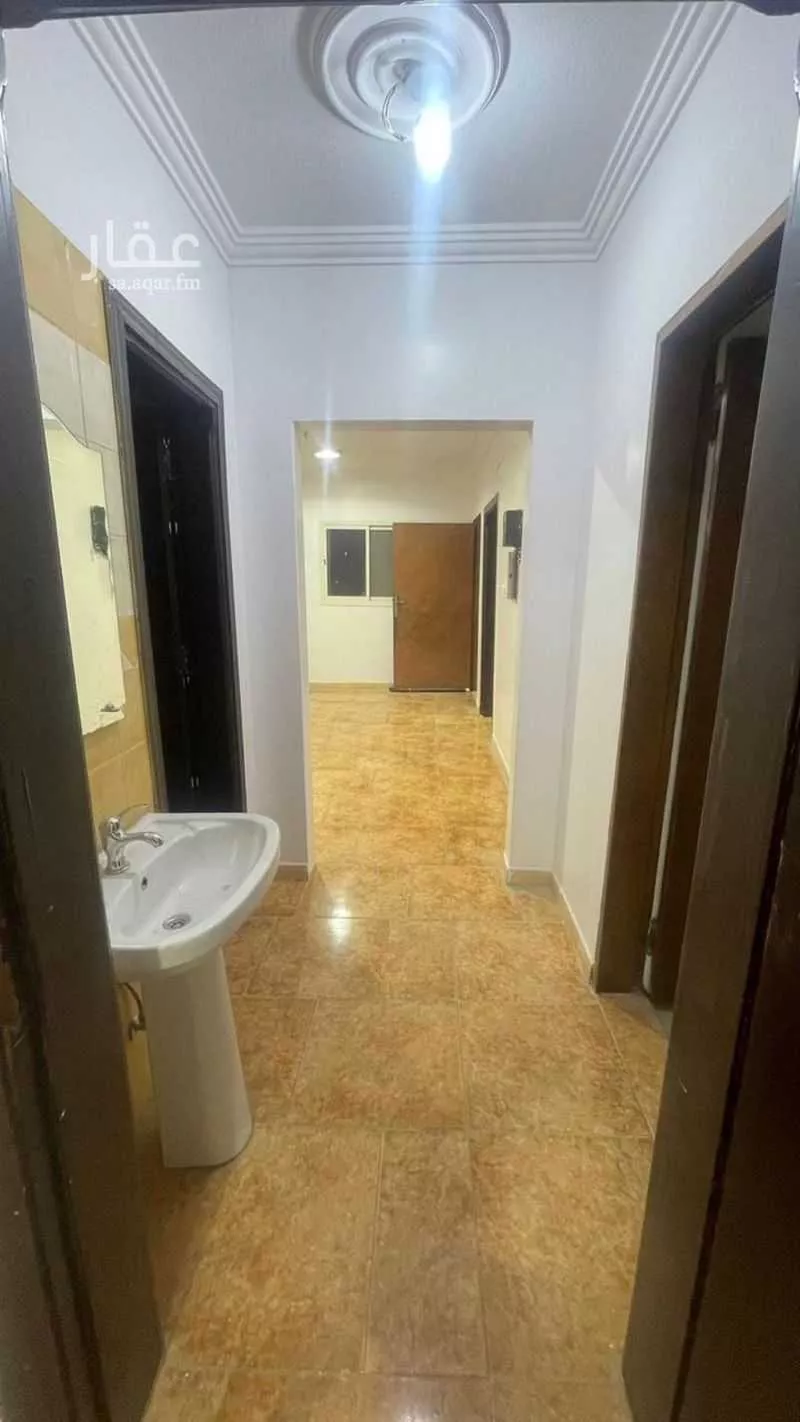 شقة للإيجار في شارع الديوانية ، حي العزيزية ، الرياض ، منطقة الرياض 1 صورة