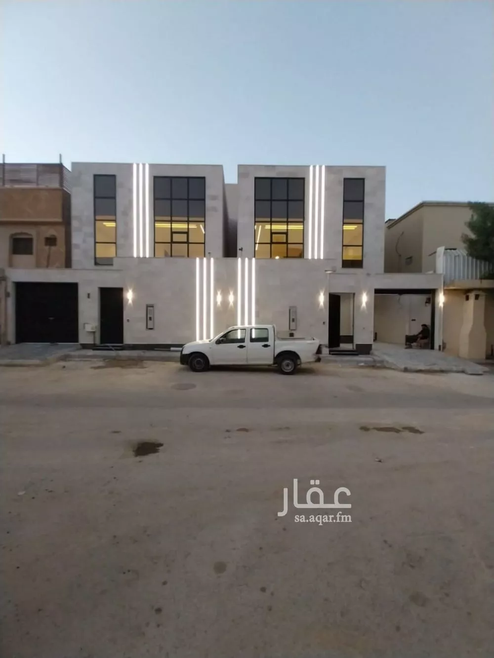 فيلا للبيع في شارع محمد بن سليمان, حي العريجاء الغربي, مدينة الرياض, منطقة الرياض 1 صورة