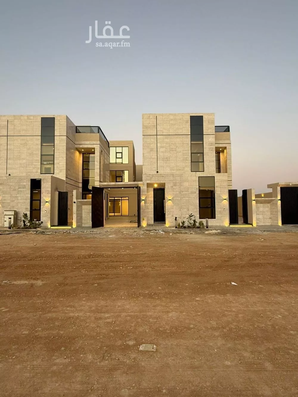 فيلا للبيع في شارع محمد بن أبي بكر القيم, حي المهدية, مدينة الرياض, منطقة الرياض 1 صورة