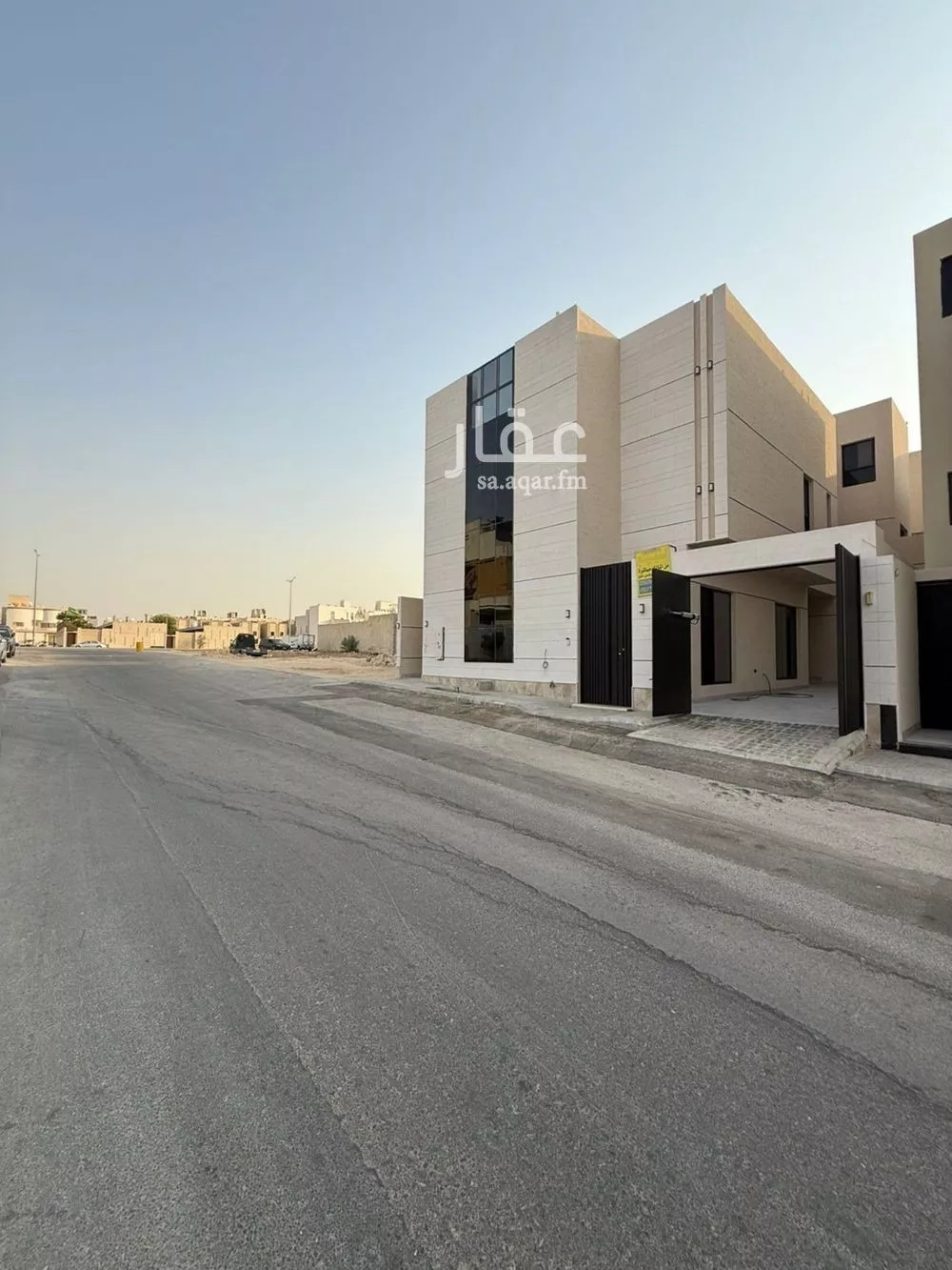 فيلا للبيع في شارع أحمد الكازروني, حي المهدية, مدينة الرياض, منطقة الرياض 1 صورة