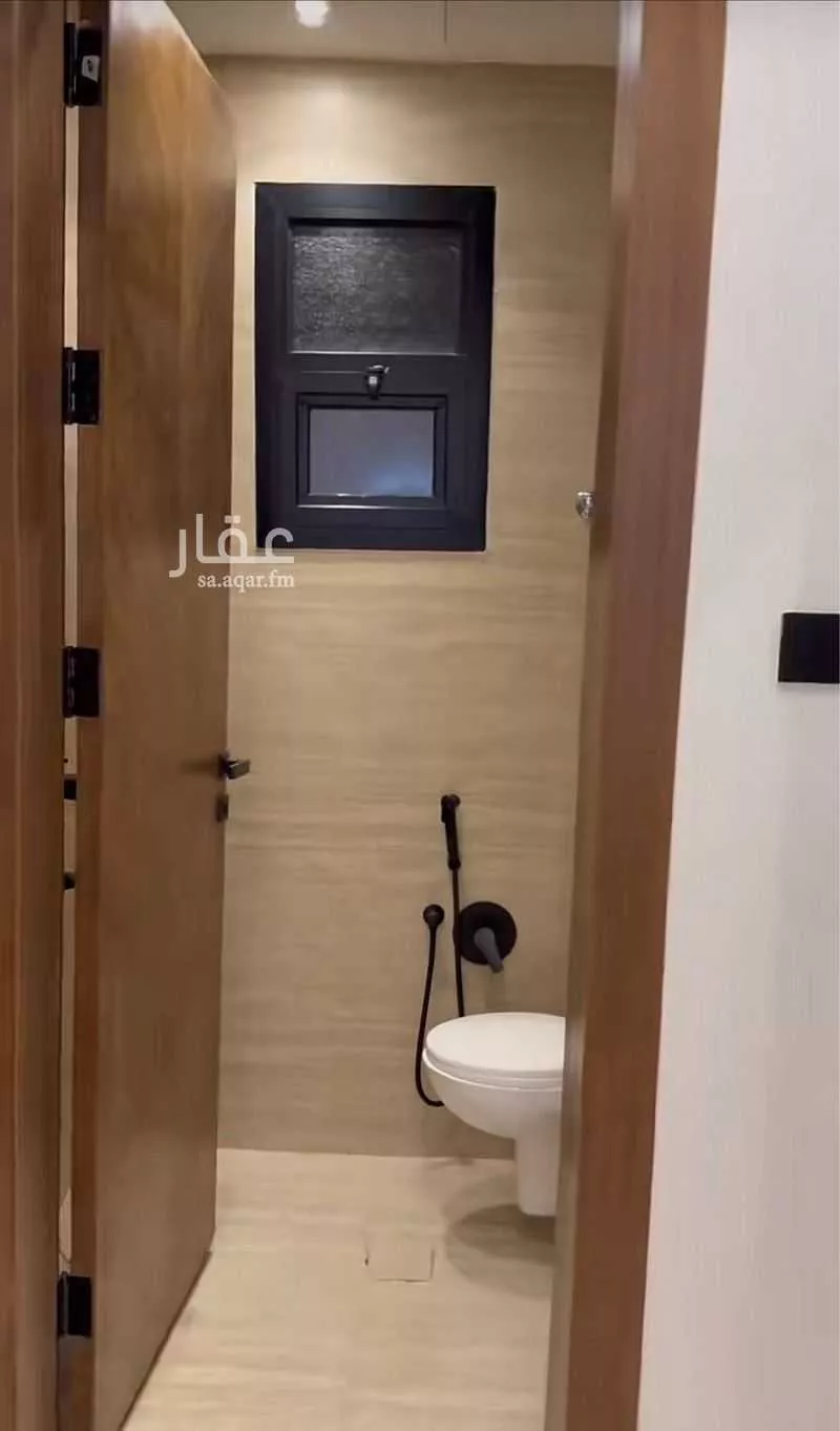 دور للبيع في شارع الزاجل, حي طويق, مدينة الرياض, منطقة الرياض 1 صورة