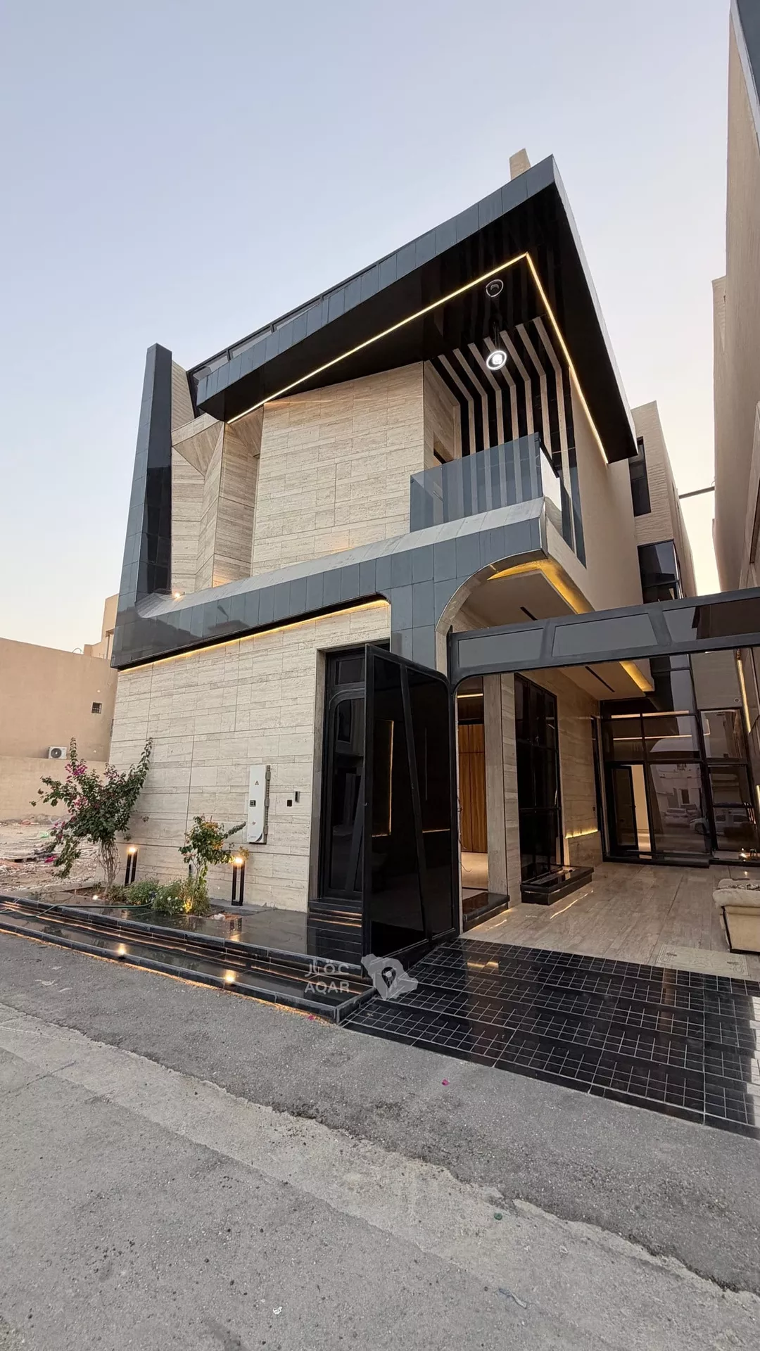 فيلا للبيع في شارع أحمد بن علي بن السمين, حي المهدية, مدينة الرياض, منطقة الرياض