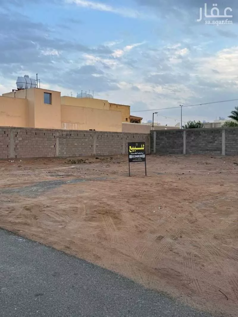 أرض للبيع في شارع سبيع بن قيس الخزرجي, حي المملكة, مدينة حائل, منطقة حائل 1 صورة