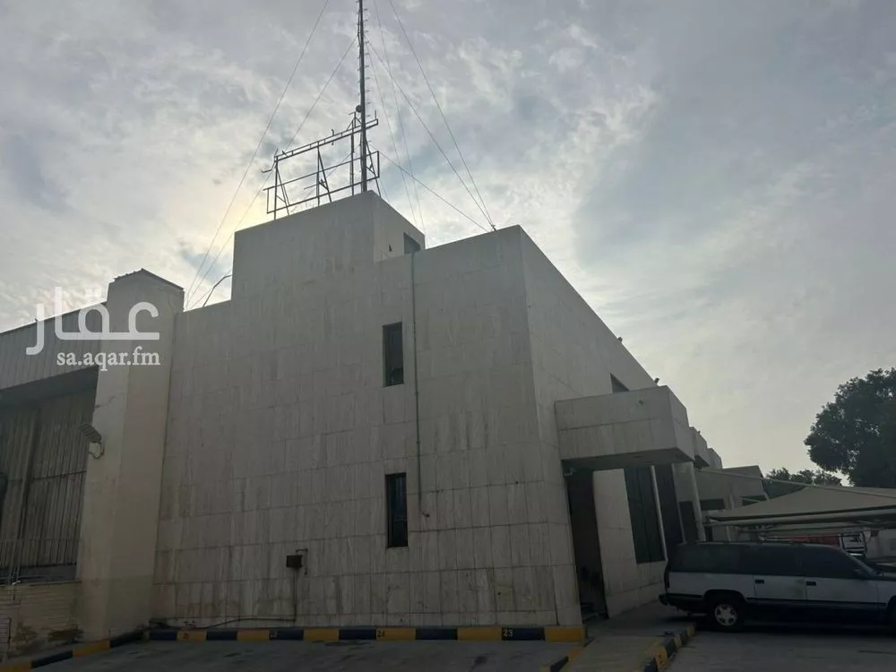 محل للبيع في شارع النضر بن نزار, حي صناعية الفوازية, مدينة الخبر, المنطقة الشرقية 1 صورة