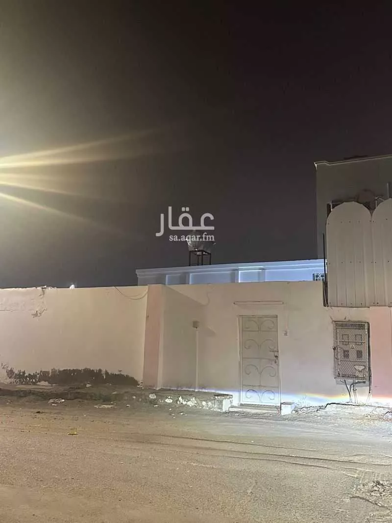 بيت للبيع في شارع زكي مبارك, الفضل, جدة 1 صورة