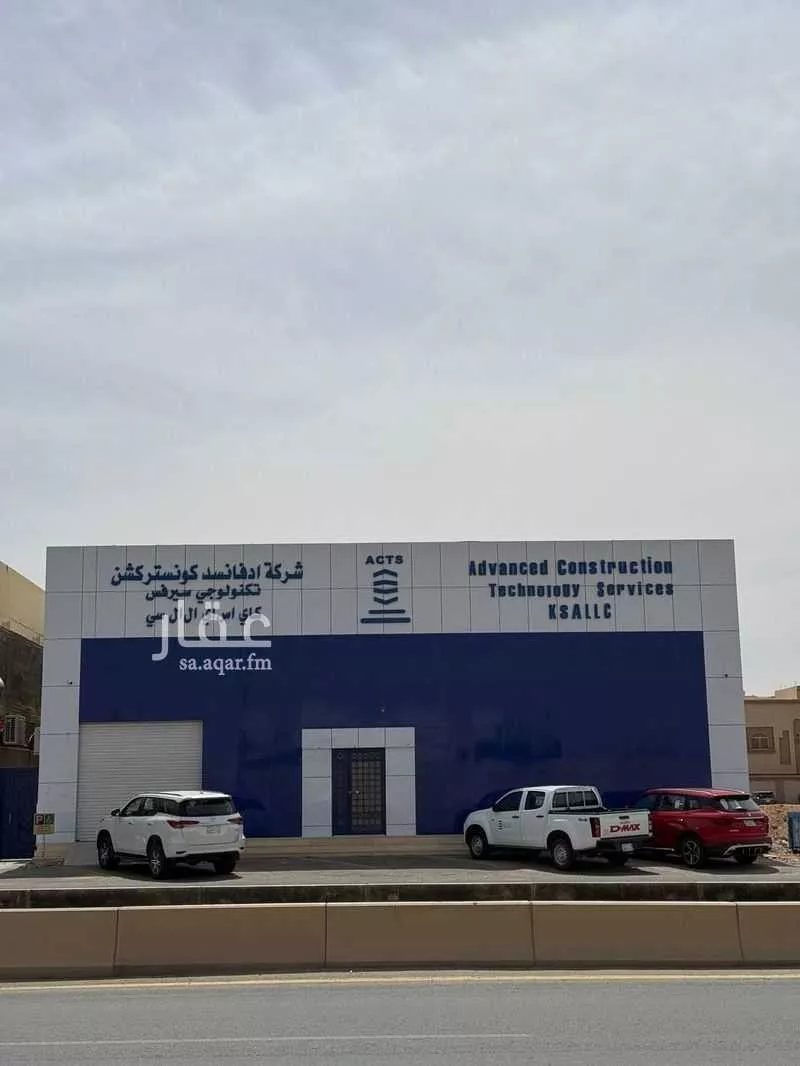 محل للبيع في شارع عمر بن الخطاب, حي القادسية الثانى, مدينة تبوك, منطقة تبوك 1 صورة