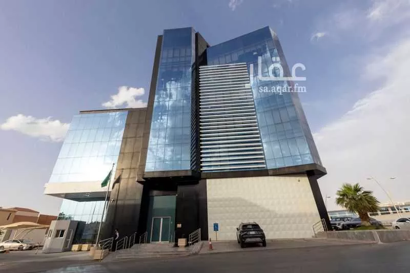 مبنى الرياض الإداري التجاري 1 صورة