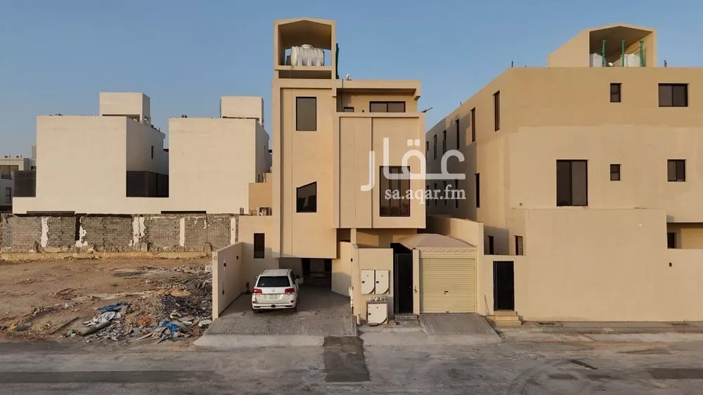 دور للبيع في شارع ابن مطيع, حي العارض, مدينة الرياض, منطقة الرياض 1 صورة