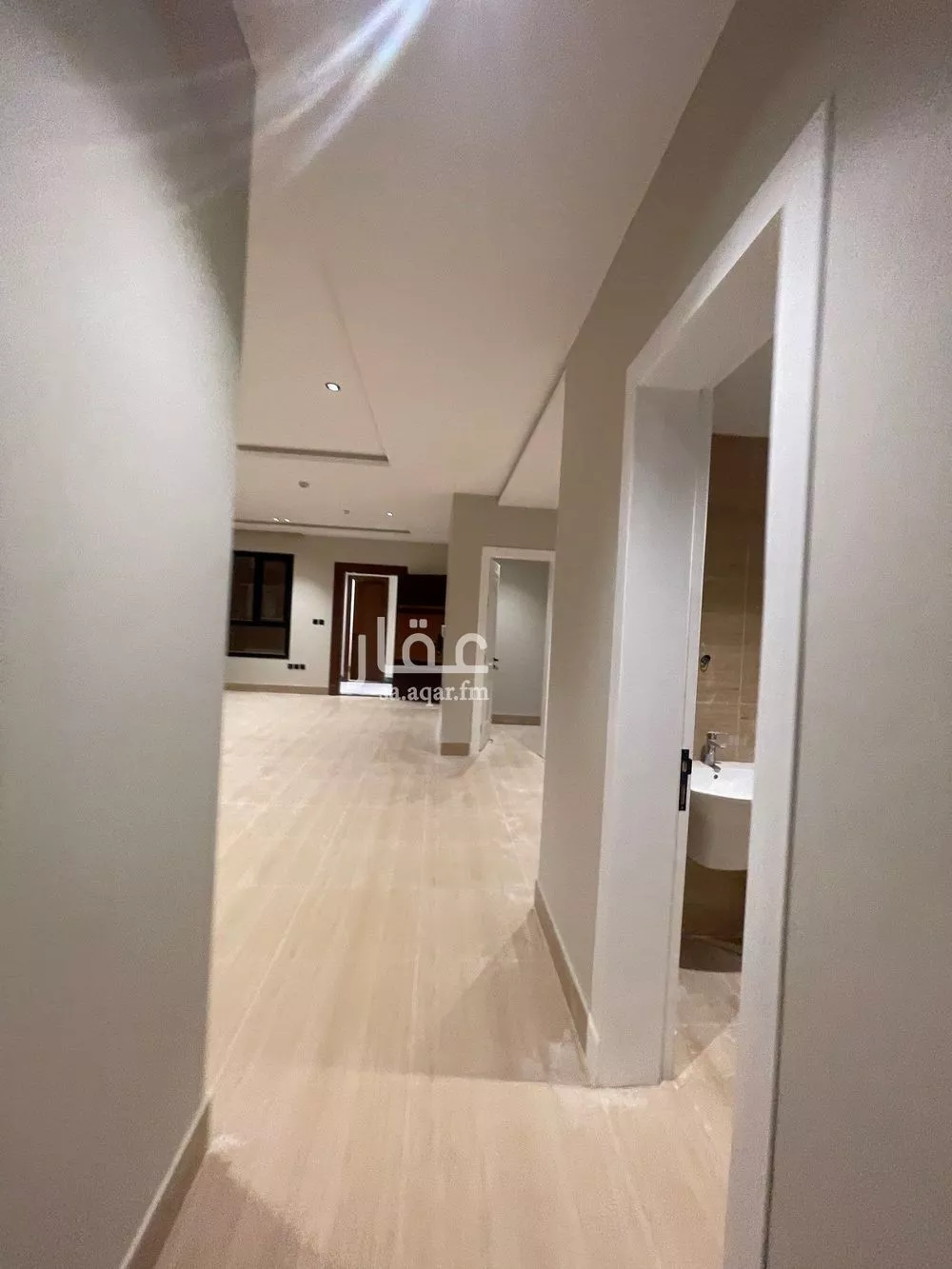 شقة للبيع في شارع العطايف, حي الحمراء, مدينة الخبر, المنطقة الشرقية 1 صورة