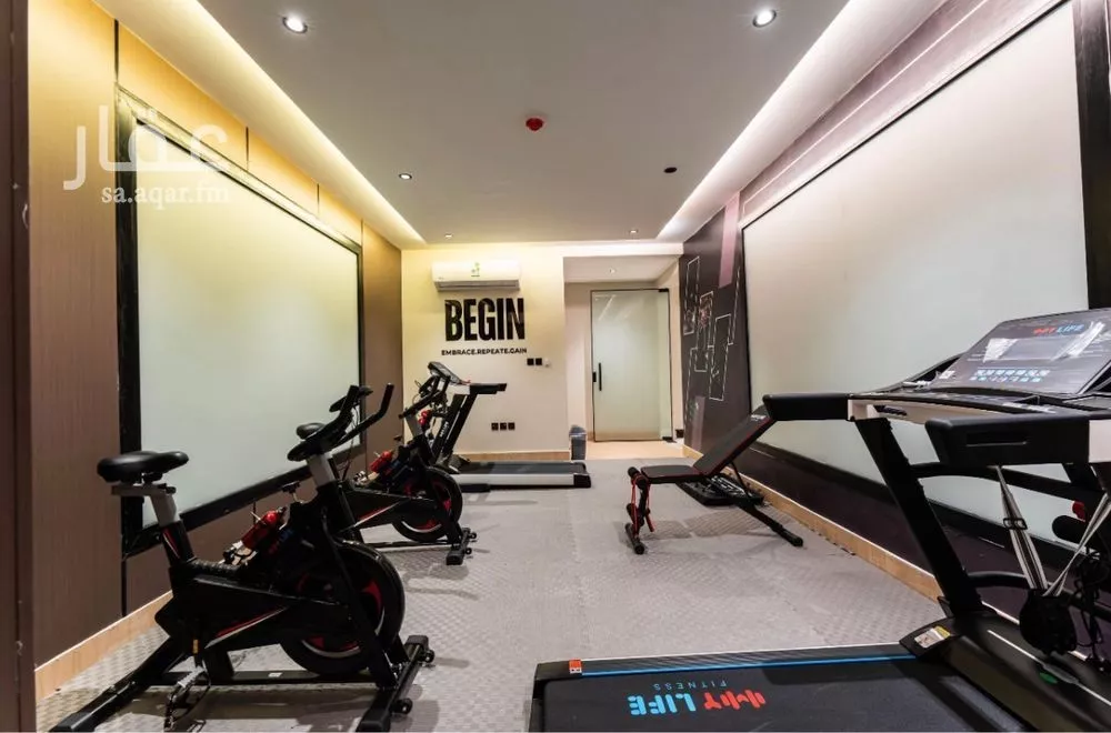 شقة للبيع في شارع العطايف, حي الحمراء, مدينة الخبر, المنطقة الشرقية 1 صورة