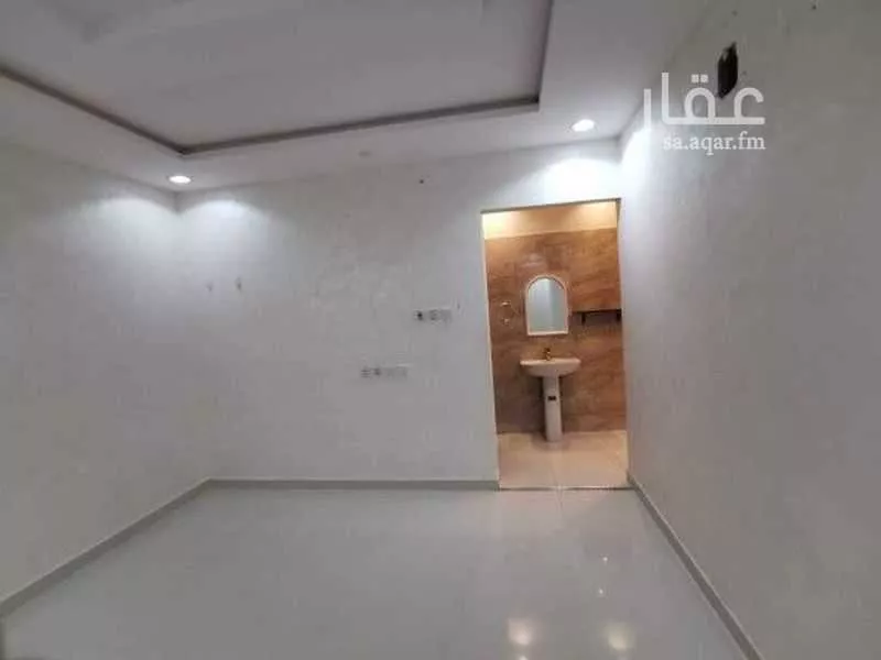 شقة للبيع في شارع وتر ، حي ظهرة لبن ، الرياض ، منطقة الرياض 1 صورة