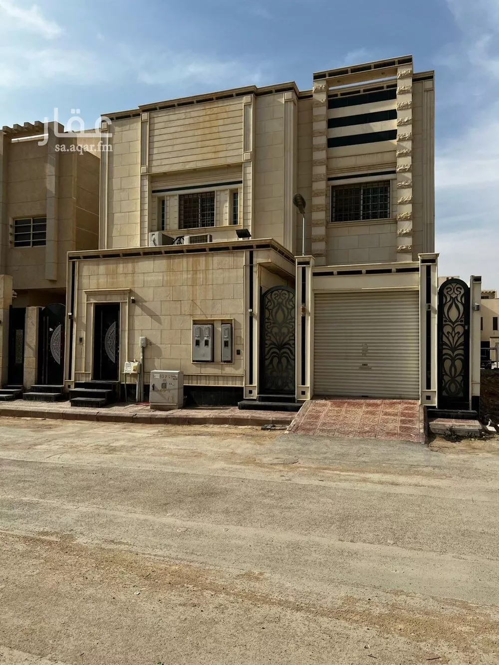 فيلا للبيع في شارع عيسى بن ابراهيم الربعي, حي العارض, مدينة الرياض, منطقة الرياض 1 صورة