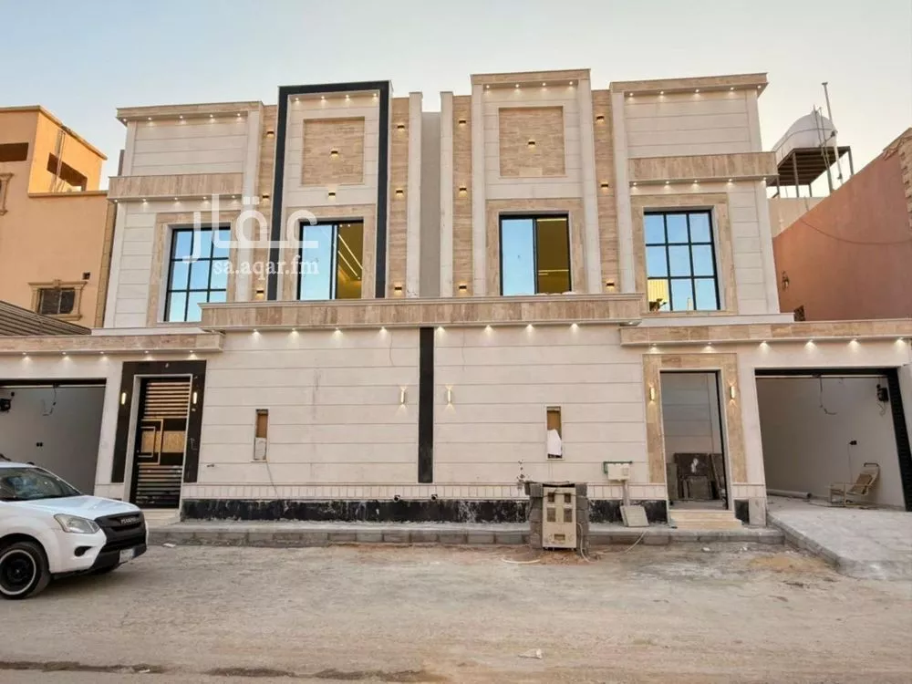 فيلا للبيع في شارع محمد السيبي, حي العريجاء, مدينة الرياض, منطقة الرياض 1 صورة