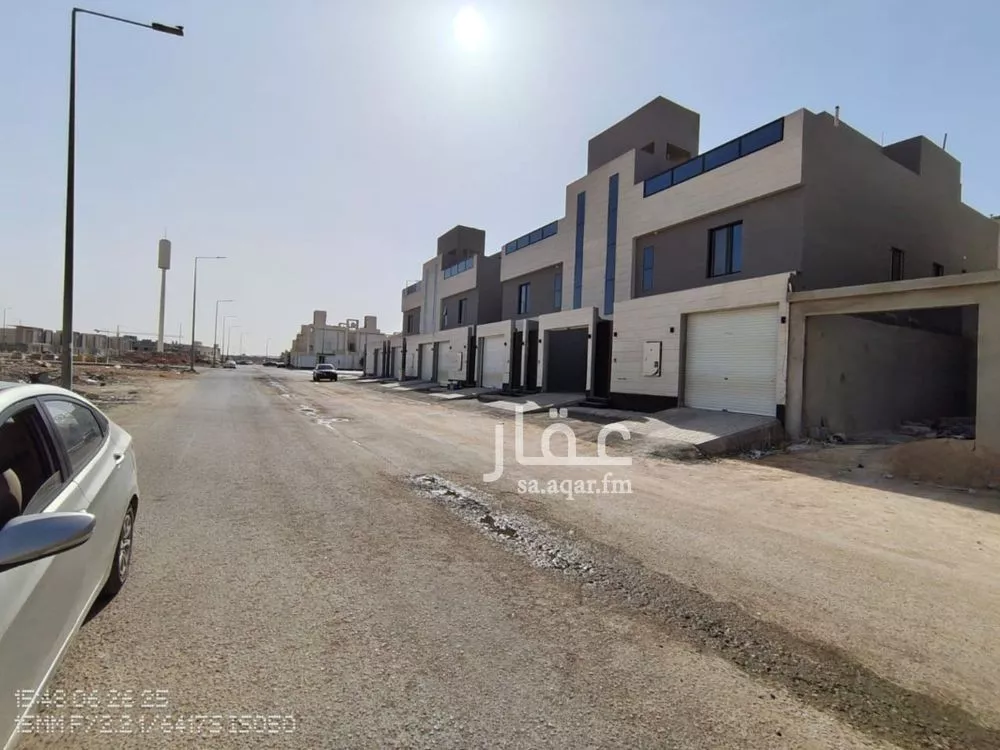 دور للبيع في شارع شرحبيل بن سعد, حي بدر, مدينة الرياض, منطقة الرياض 1 صورة