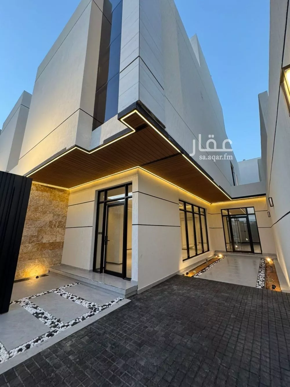 فيلا للبيع في شارع ممر107, حي العارض, مدينة الرياض, منطقة الرياض 1 صورة