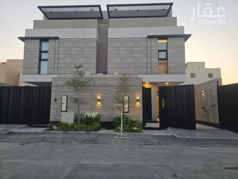 فيلا للبيع في شارع أبي الحسين الرضي, حي العارض, مدينة الرياض, منطقة الرياض 1 صورة