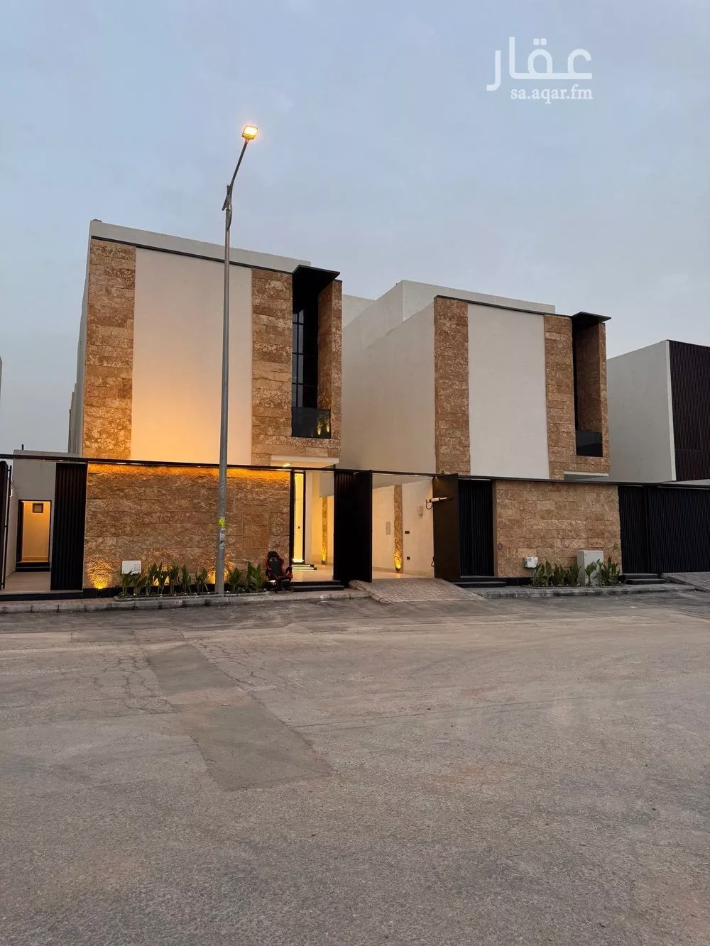 فيلا للبيع في شارع علي بن موفق, حي العارض, مدينة الرياض, منطقة الرياض 1 صورة