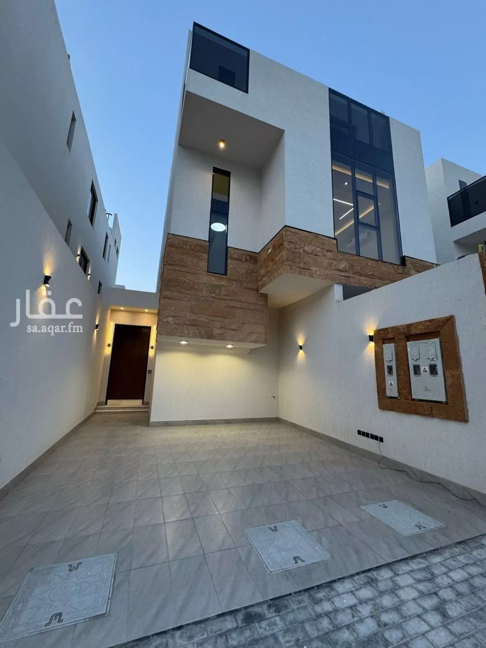 دور للبيع في شارع الحسن السكري, حي النرجس, مدينة الرياض, منطقة الرياض 1 صورة