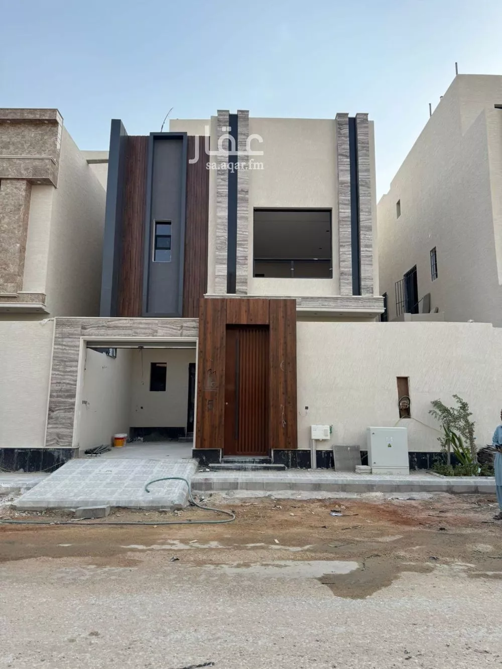 فيلا للبيع في شارع احمد بن حسين الشغدري, حي العارض, مدينة الرياض, منطقة الرياض 1 صورة