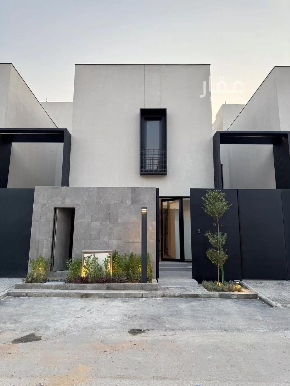 فيلا للبيع في شارع أبي الحسين الرضي, حي العارض, مدينة الرياض, منطقة الرياض 1 صورة